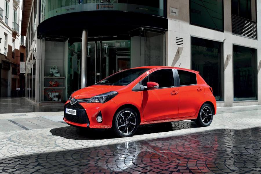  Toyota Yaris 2014 года  (фото 15 из 22)